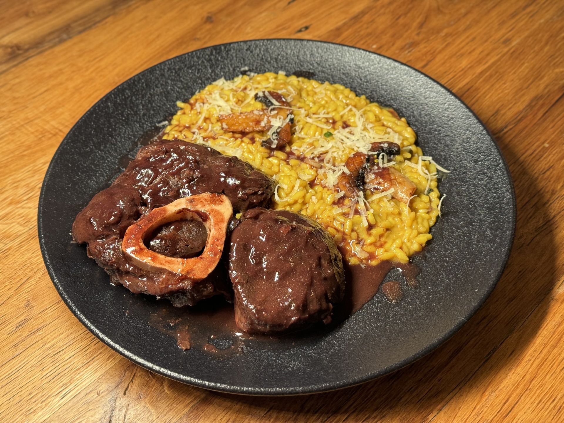 Braised veal with mushroom risotto